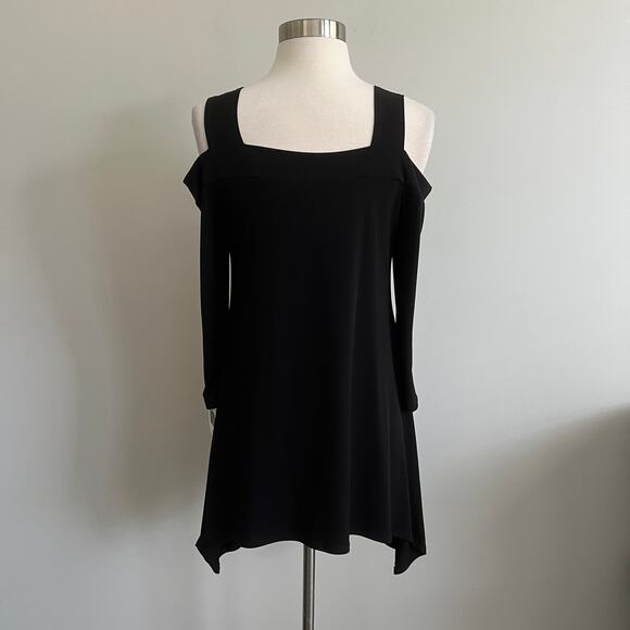 Clara Sun Woo Cold Shoulder Asymmetrical Hem Tunic Black XS NWT - Picture 5 of 8
